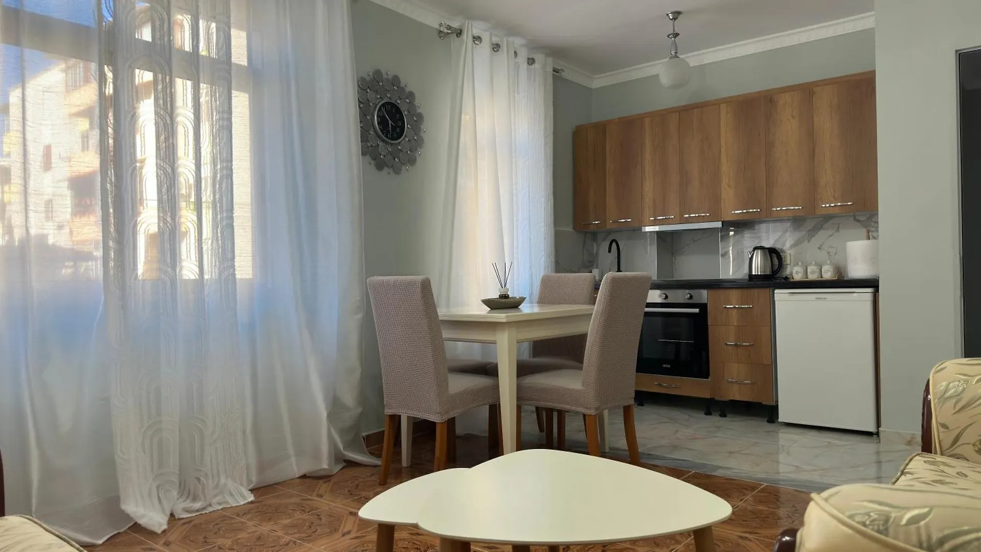 Twinstay - Aura Apartment Berat